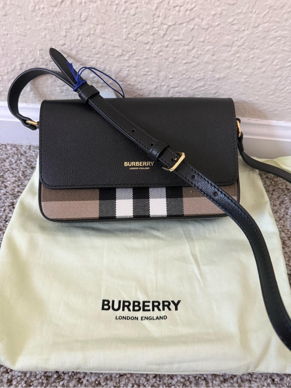 NWT Burberry Hampshire Crossbody Bag